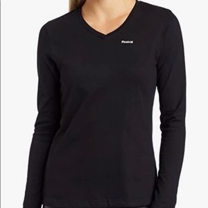 Reebok Woman’s V-Neck Black Athletic Performance long sleeve top size Medium
